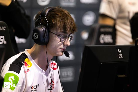 掌握S40赛季妲己玩法与出装技巧轻松上分