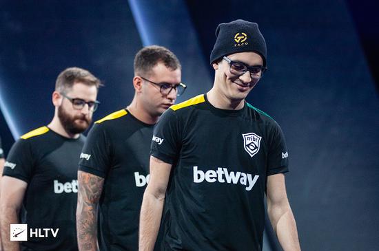 DOINB转型DOTA2选手的决心与LOL选手的冠军梦想